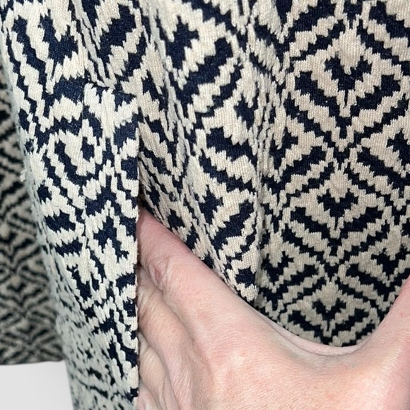 🌻Tyler Boe Women’s "Kim" Knit A-Line Dress Size Medium - Picture 4 of 7